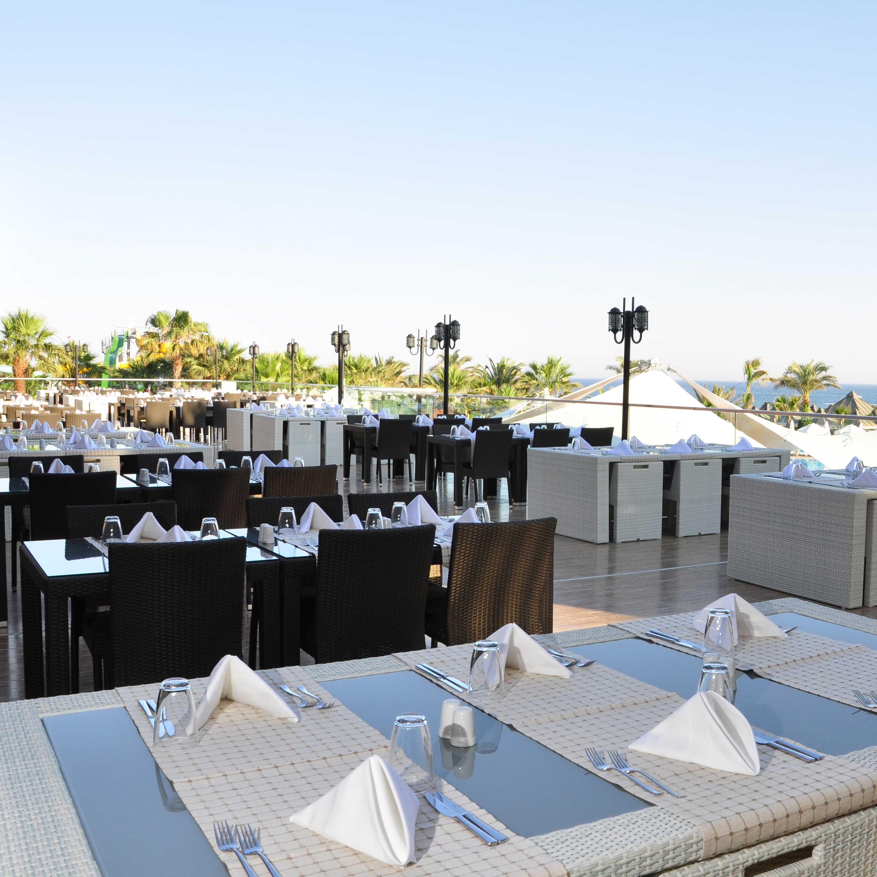 Paloma Oceana Hotel Side Exterior photo
