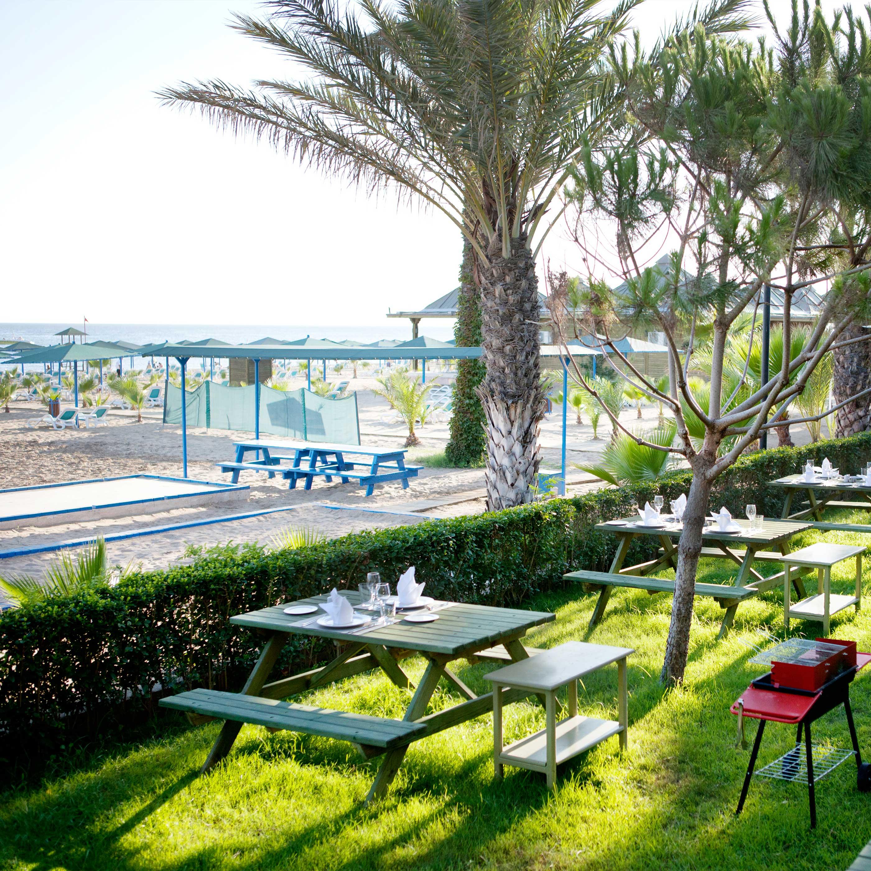 Paloma Oceana Hotel Side Exterior photo