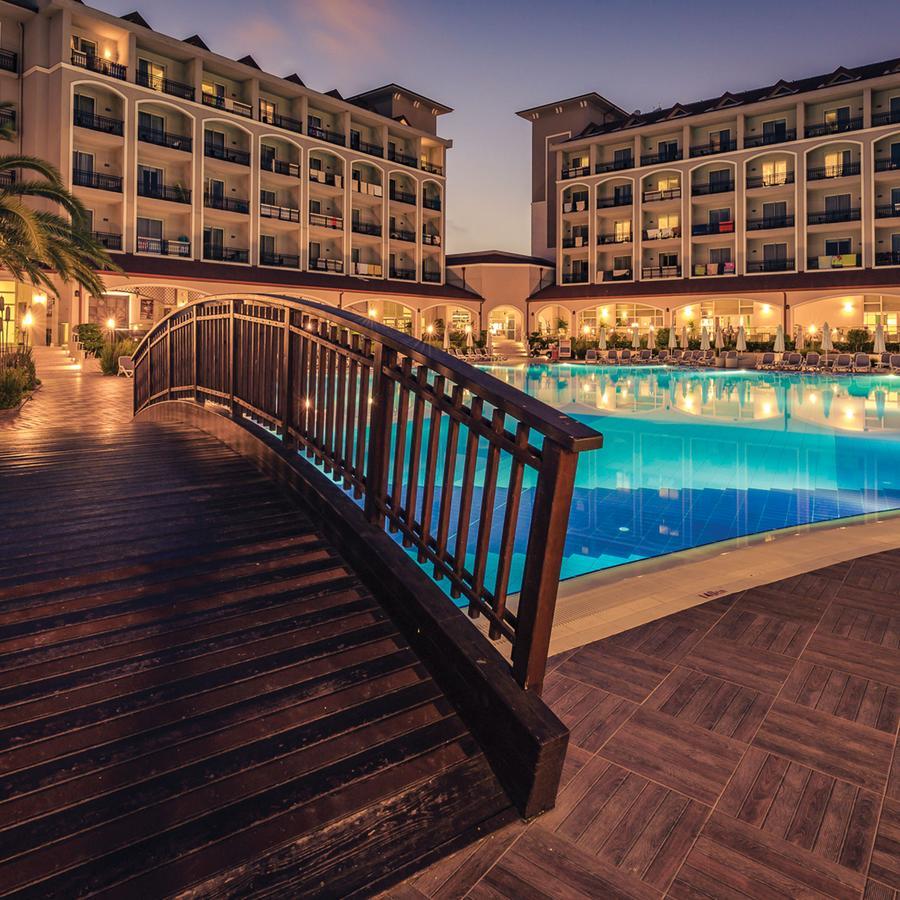 Paloma Oceana Hotel Side Exterior photo