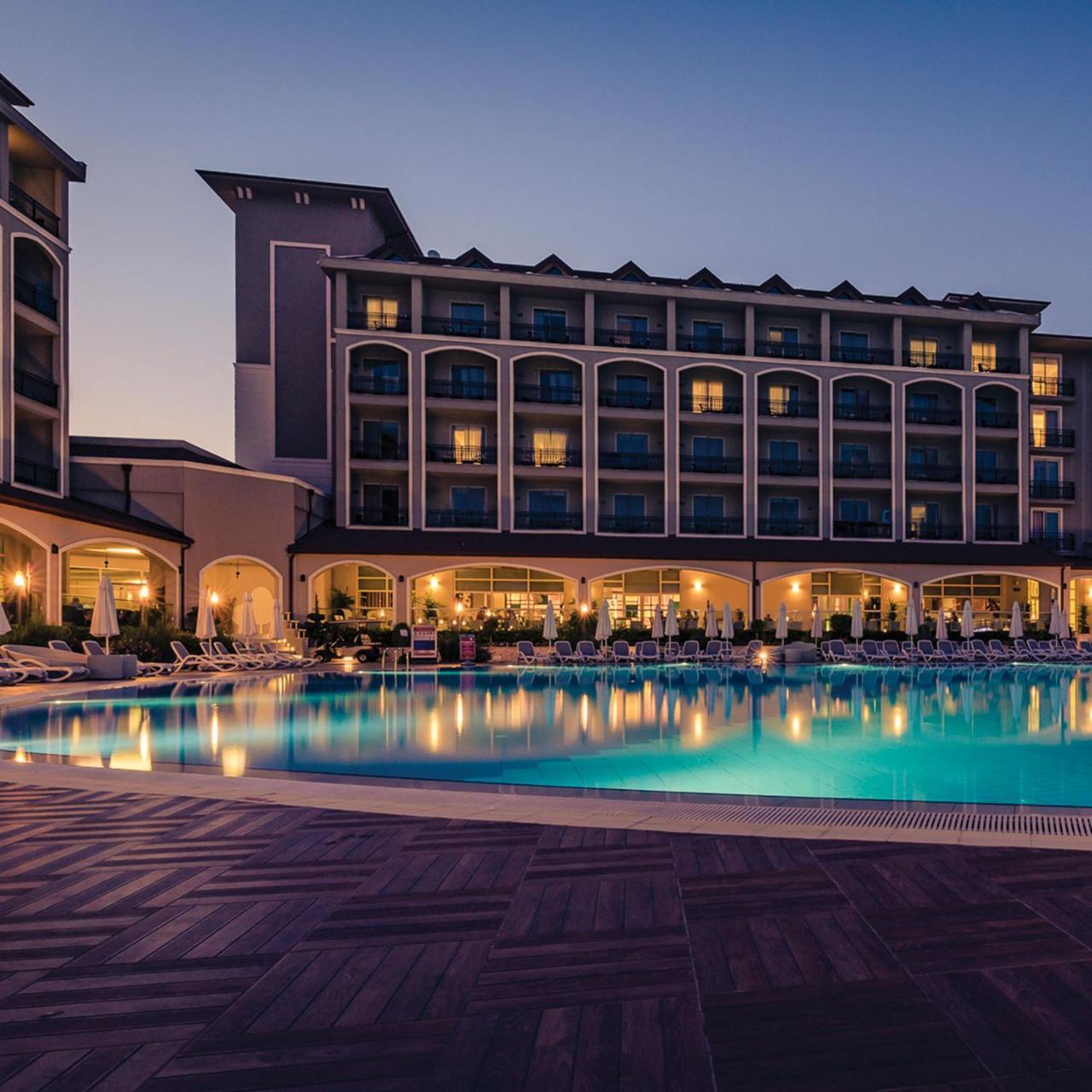 Paloma Oceana Hotel Side Exterior photo